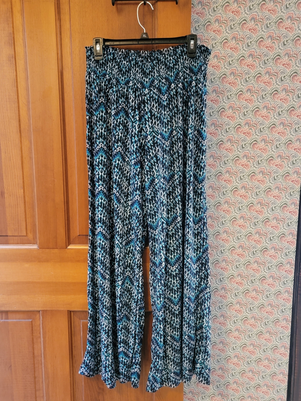 Cato Plus Size 14/16W Blue Abstract Ikat Wide Leg Palazzo Pants Smocked Waist